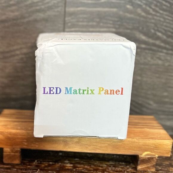 RGB Matrix Pixel Panel Scrolling Bright Advertising LED Signs (16x96 pix-7x36in) - Picture 9 of 10